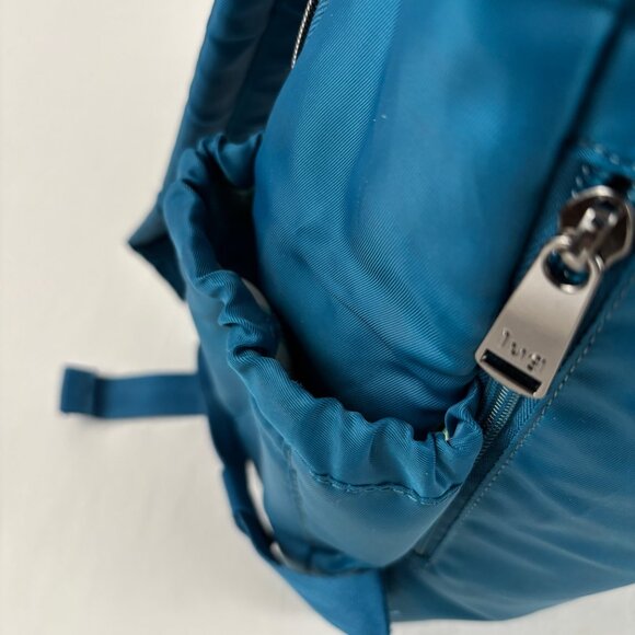 Lug Hatchback Backpack Teal Blue Nylon Travel RFID Blocking - Picture 8 of 16